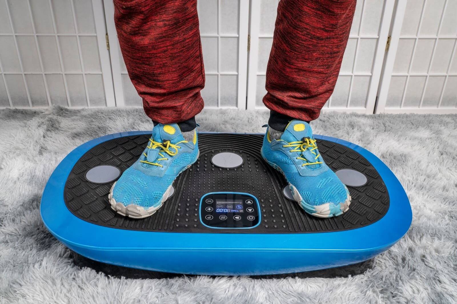What Are the Dangers of Whole-Body Vibration (hWBV) Plates?