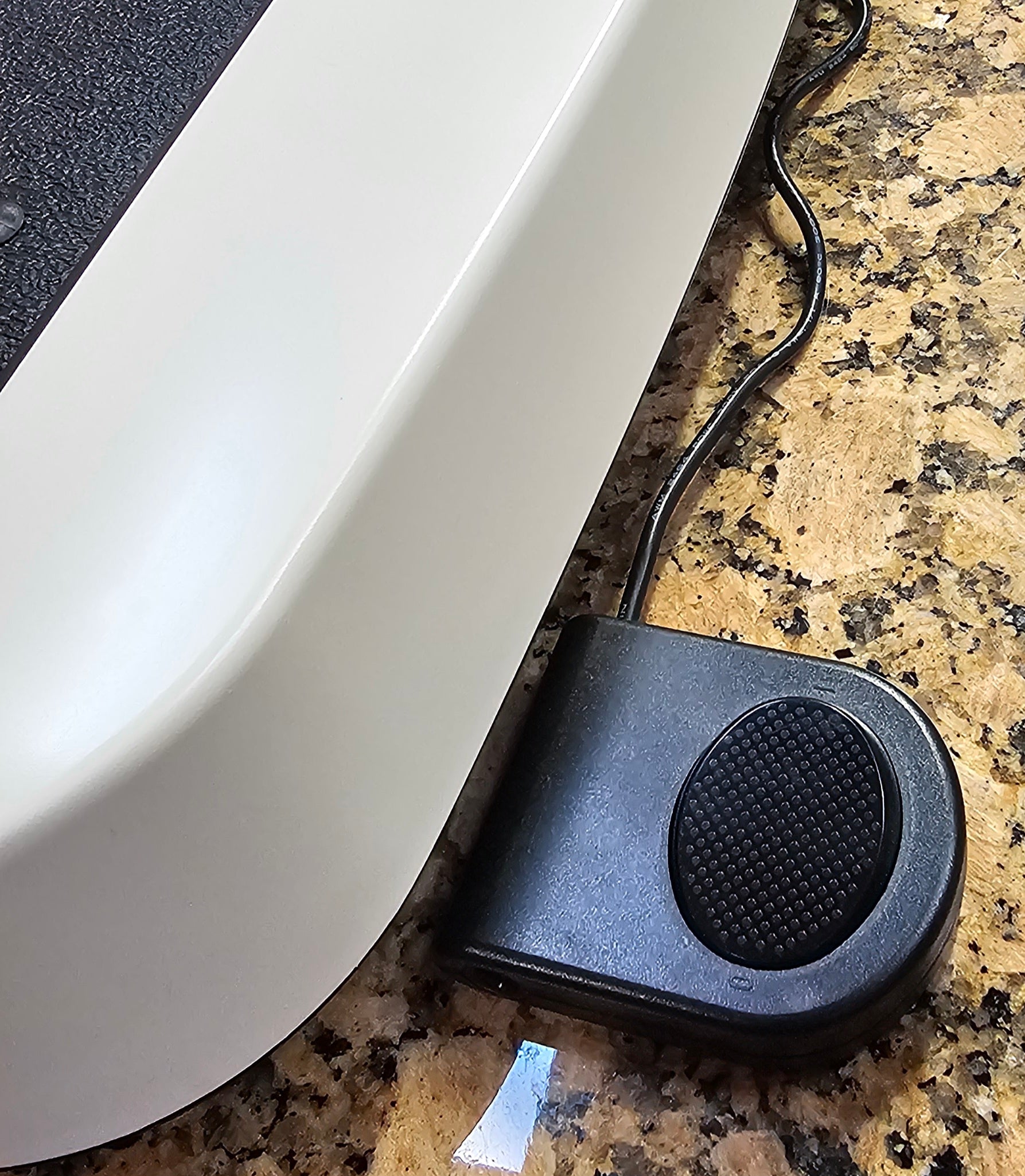 Juvent Clinical HD Micro-Impact Platform w/ASSIST